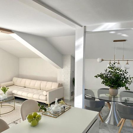 Apartman Bartol Betina  Buitenkant foto