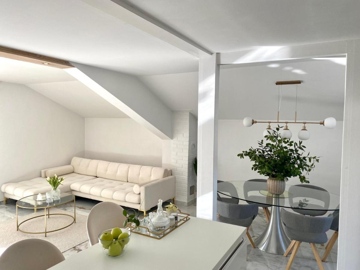 Apartman Bartol Betina  Buitenkant foto