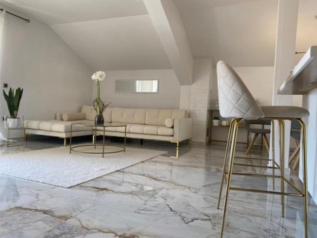 Apartman Bartol Betina  Buitenkant foto