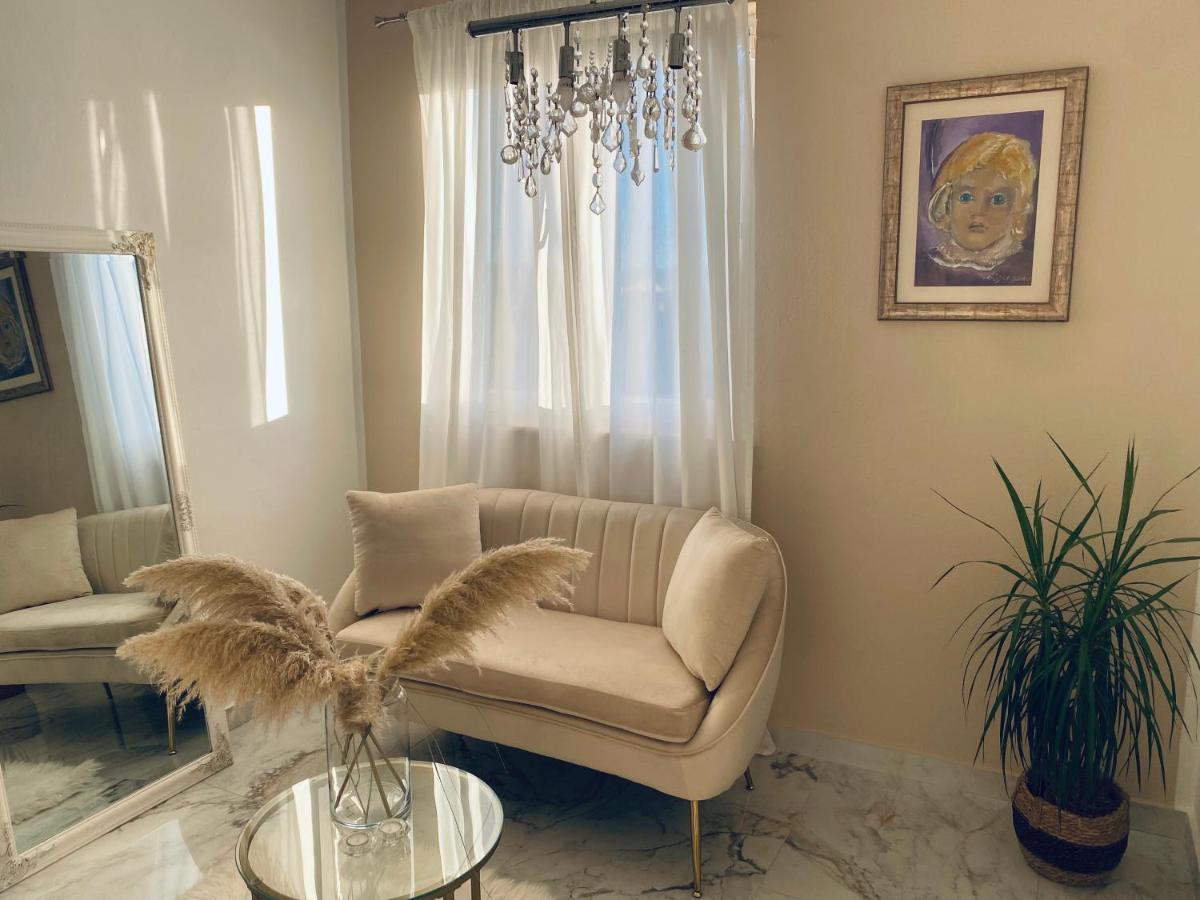 Apartman Bartol Betina  Buitenkant foto