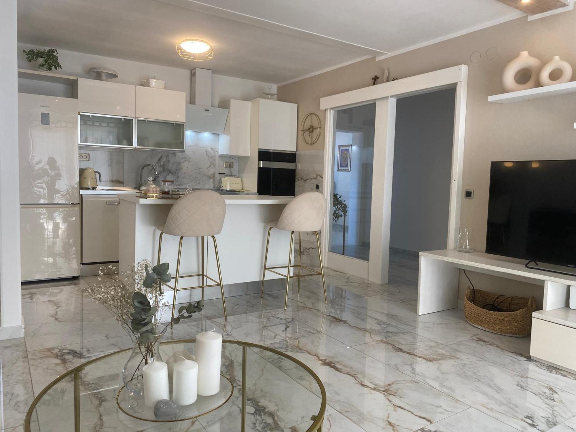 Apartman Bartol Betina  Buitenkant foto